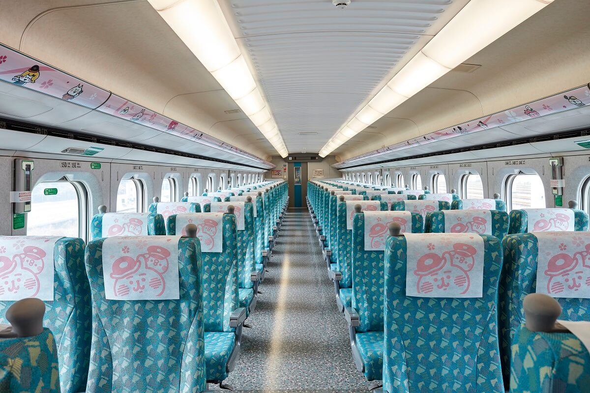 彩繪列車車內標準車廂座椅頭枕巾設計